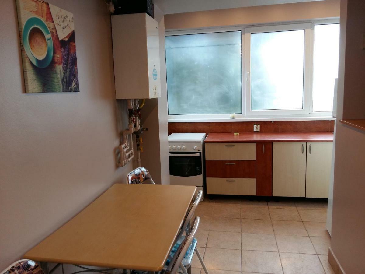 Apartament Laurentiu - Etaj.1 Bucarest Esterno foto